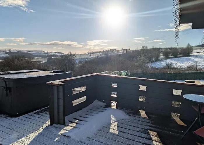 Long Wood Lodges